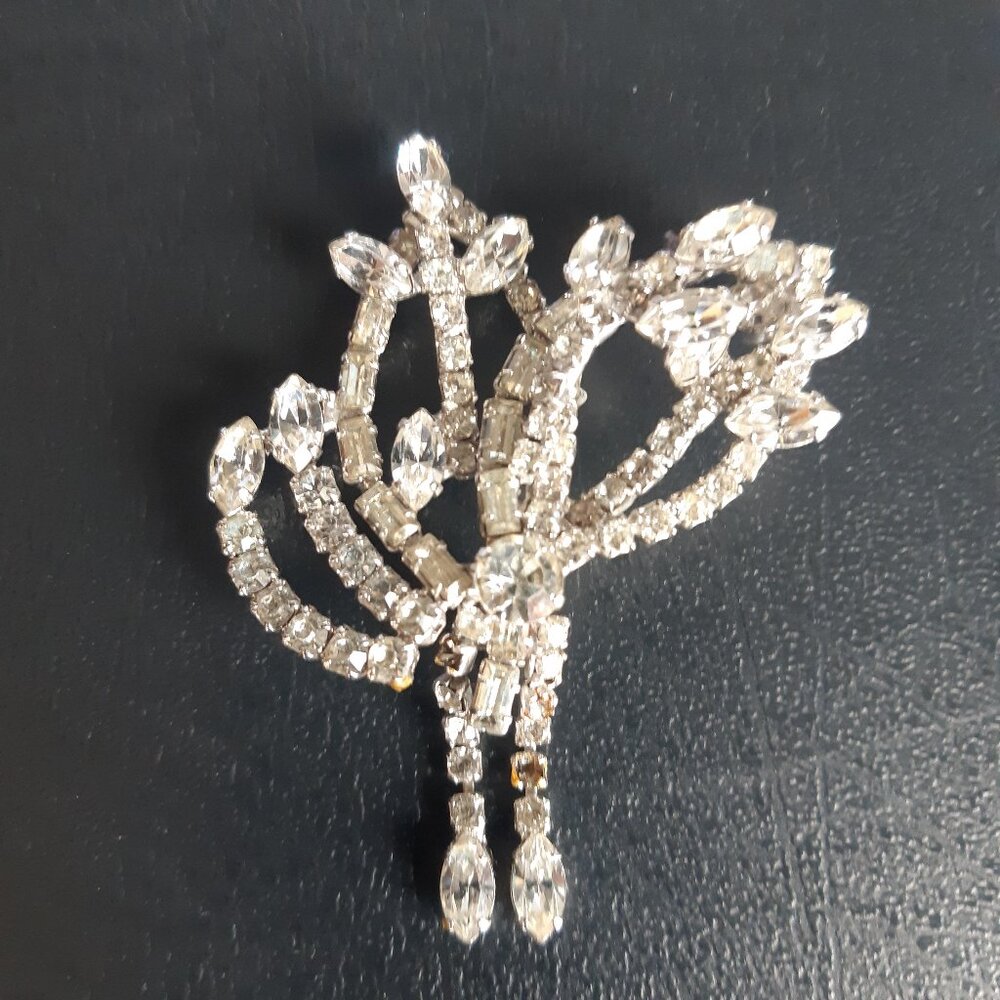 Vintage Clear Rhinestone Dangler Brooch Silver Tone
